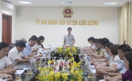 Kiểm tra c&ocirc;ng t&aacute;c quản l&yacute; nh&agrave; nước về ATTP tại huyện Kiến Xương