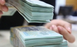 L&atilde;i suất tiết kiệm tiếp đ&agrave; giảm