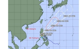 &Aacute;p thấp nhiệt đới gần Biển Đ&ocirc;ng đ&atilde; mạnh th&agrave;nh b&atilde;o