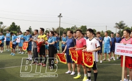 Đ&ocirc;ng Hưng: Khai mạc giải b&oacute;ng đ&aacute; nam c&ocirc;ng nh&acirc;n, vi&ecirc;n chức, lao động năm 2024