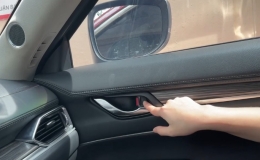 Hướng dẫn trẻ kỹ năng tho&aacute;t hiểm khi ngồi trong &ocirc; t&ocirc; bị kho&aacute; cửa