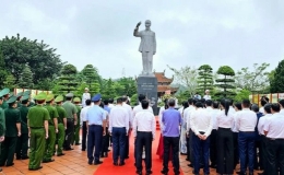 Kỷ niệm 63 năm Ng&agrave;y B&aacute;c Hồ ra thăm đảo C&ocirc; T&ocirc;