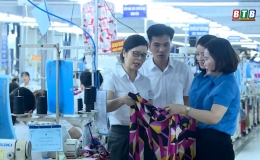 LĐLĐ th&agrave;nh phố: Nhiều hoạt động thiết thực v&igrave; đo&agrave;n vi&ecirc;n, người lao động