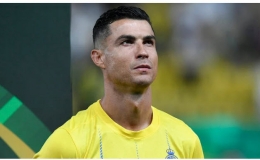 Ronaldo lập si&ecirc;u phẩm đưa Al Nassr v&agrave;o chung kết
