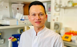 Tiến sĩ người Việt đưa c&ocirc;ng nghệ điều trị ung thư m&aacute;u về nước