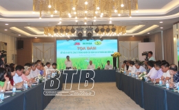 Toạ đ&agrave;m &ldquo;Kết nối v&agrave; hợp t&aacute;c c&ocirc;ng tư trong nghi&ecirc;n cứu, chọn tạo v&agrave; thương mại giống l&uacute;a&rdquo;