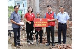Hỗ trợ x&acirc;y nh&agrave; t&igrave;nh thương cho c&aacute;c hộ c&oacute; ho&agrave;n cảnh kh&oacute; khăn tại huyện Kiến Xương