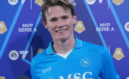 McTominay đưa Napoli v&ocirc; địch Serie A, MU thấy 'đắng l&ograve;ng' chưa?