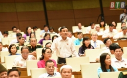 Quốc hội tiến h&agrave;nh chất vấn v&agrave; trả lời chất vấn