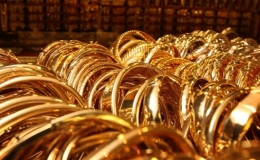 Gi&aacute; v&agrave;ng trong nước sụt giảm