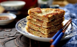 B&aacute;nh r&aacute;n ng&agrave;n lớp nh&acirc;n thịt b&ograve; 