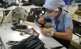 Kim ngạch h&agrave;ng h&oacute;a xuất khẩu của cả nước ước đạt 100,74 tỷ USD