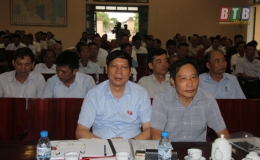 Tiếp x&uacute;c cử tri tại huyện Vũ Thư