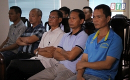 Phổ biến ph&aacute;p luật an to&agrave;n giao th&ocirc;ng