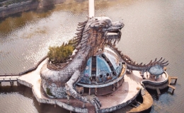 C&ocirc;ng vi&ecirc;n bỏ hoang ở Huế l&ecirc;n b&aacute;o Mỹ