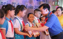 Quỳnh Phụ: Tuy&ecirc;n dương 160 ch&aacute;u ngoan B&aacute;c Hồ