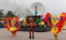 Sầm Sơn tổ chức Lễ hội Carnival đường phố