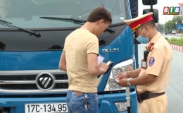 Tai nạn giao th&ocirc;ng giảm sau nửa th&aacute;ng tổng kiểm tra phương tiện giao th&ocirc;ng