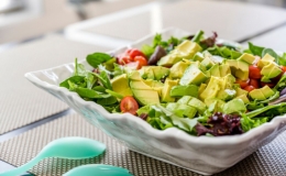 2 m&oacute;n salad đủ chất cho bữa s&aacute;ng