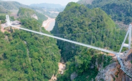 C&acirc;y cầu k&iacute;nh d&agrave;i nhất thế giới ở Mộc Ch&acirc;u