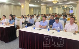 Hỗ trợ doanh nghiệp ti&ecirc;u thụ h&agrave;ng h&oacute;a tr&ecirc;n thương mại điện tử