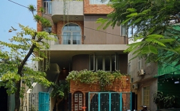 Ng&ocirc;i nh&agrave; 'biết thở' giữa l&ograve;ng th&agrave;nh phố