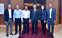  Quốc hội thảo luận về kế hoạch ph&aacute;t triển kinh tế - x&atilde; hội v&agrave; ng&acirc;n s&aacute;ch nh&agrave; nước  