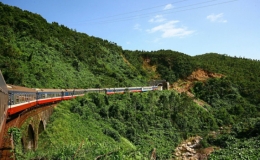 T&agrave;u Bắc - Nam v&agrave;o top trải nghiệm t&agrave;u hỏa thế giới