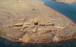 Th&agrave;nh phố cổ 3.400 năm tuổi &lsquo;lộ thi&ecirc;n&rsquo; giữa đ&aacute;y hồ ở Iraq