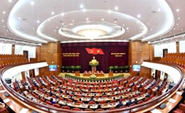 Ki&ecirc;n quyết, ki&ecirc;n tr&igrave;, tạo đột ph&aacute; mới trong ph&ograve;ng, chống tham nhũng, ti&ecirc;u cực