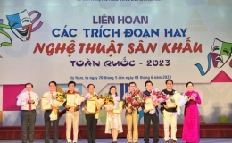 Li&ecirc;n hoan tr&iacute;ch đoạn hay s&acirc;n khấu to&agrave;n quốc