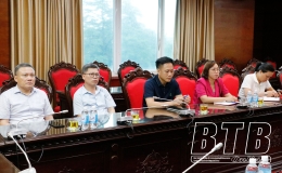 Bồi dưỡng kiến thức về x&acirc;y dựng Đảng cho l&atilde;nh đạo, ph&oacute;ng vi&ecirc;n, bi&ecirc;n tập vi&ecirc;n c&aacute;c cơ quan th&ocirc;ng tấn, b&aacute;o ch&iacute;