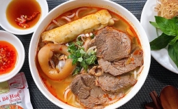 B&uacute;n b&ograve; Huế lọt top 100 m&oacute;n ăn s&aacute;ng ngon nhất thế giới