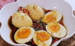 C&aacute;ch l&agrave;m trứng ng&acirc;m tương thơm ngon đơn giản