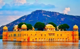 Kh&aacute;m ph&aacute; kiệt t&aacute;c cung điện tr&ecirc;n mặt nước của người Ấn Độ