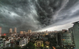 Tin dự b&aacute;o mưa d&ocirc;ng v&agrave; cảnh b&aacute;o mưa lớn cục bộ lốc, s&eacute;t, gi&oacute; giật mạnh tại Th&aacute;i B&igrave;nh 