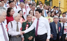 Chủ tịch nước: B&aacute;o ch&iacute; phải lu&ocirc;n l&agrave; người đồng h&agrave;nh tỉnh t&aacute;o v&agrave; tin cậy