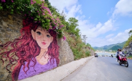 'C&ocirc; g&aacute;i hoa' - điểm check in mới tr&ecirc;n đảo C&aacute;t B&agrave;