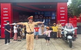 Cuộc thi &ldquo;T&igrave;m hiểu ph&aacute;p luật về trật tự, an to&agrave;n giao th&ocirc;ng đường bộ &rdquo;