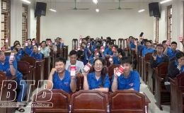 Huyện đo&agrave;n Đ&ocirc;ng Hưng: Hơn 12.200 &yacute; kiến g&oacute;p &yacute; v&agrave;o dự thảo Nghị quyết sửa đổi, bổ sung một số điều của Hiến ph&aacute;p năm 2013