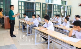 Kỳ thi tuyển sinh v&agrave;o lớp 10 THPT c&ocirc;ng lập đại tr&agrave; năm học 2025-2026 diễn ra an to&agrave;n, nghi&ecirc;m t&uacute;c, đ&uacute;ng quy chế