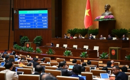 Quốc hội th&ocirc;ng qua Luật sửa 11 luật về qu&acirc;n sự, quốc ph&ograve;ng