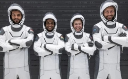 T&agrave;u SpaceX chở 4 phi h&agrave;nh gia tư nh&acirc;n l&ecirc;n trạm ISS