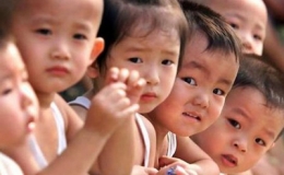 Tỷ số giới t&iacute;nh khi sinh c&oacute; xu hướng giảm 