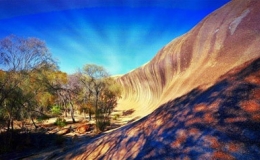 Ngắm ngh&iacute;a v&ugrave;ng n&uacute;i đ&aacute; kỳ diệu c&oacute; gợn s&oacute;ng tuyệt đẹp 