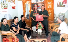 Người l&iacute;nh Cụ Hồ tr&ecirc;n trận tuyến mới