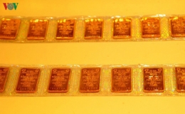 Gi&aacute; v&agrave;ng tiếp tục tăng, hướng đến mốc 51 triệu đồng