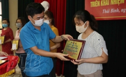 C&ocirc;ng đo&agrave;n c&aacute;c khu c&ocirc;ng nghiệp tỉnh: 42/47 doanh nghiệp k&yacute; kết thỏa ước lao động tập thể