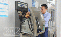 Doanh số thanh to&aacute;n qua ng&acirc;n h&agrave;ng tăng 22,3% so với c&ugrave;ng kỳ năm 2020