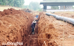 Đưa nước sạch đ&ocirc; thị về n&ocirc;ng th&ocirc;n